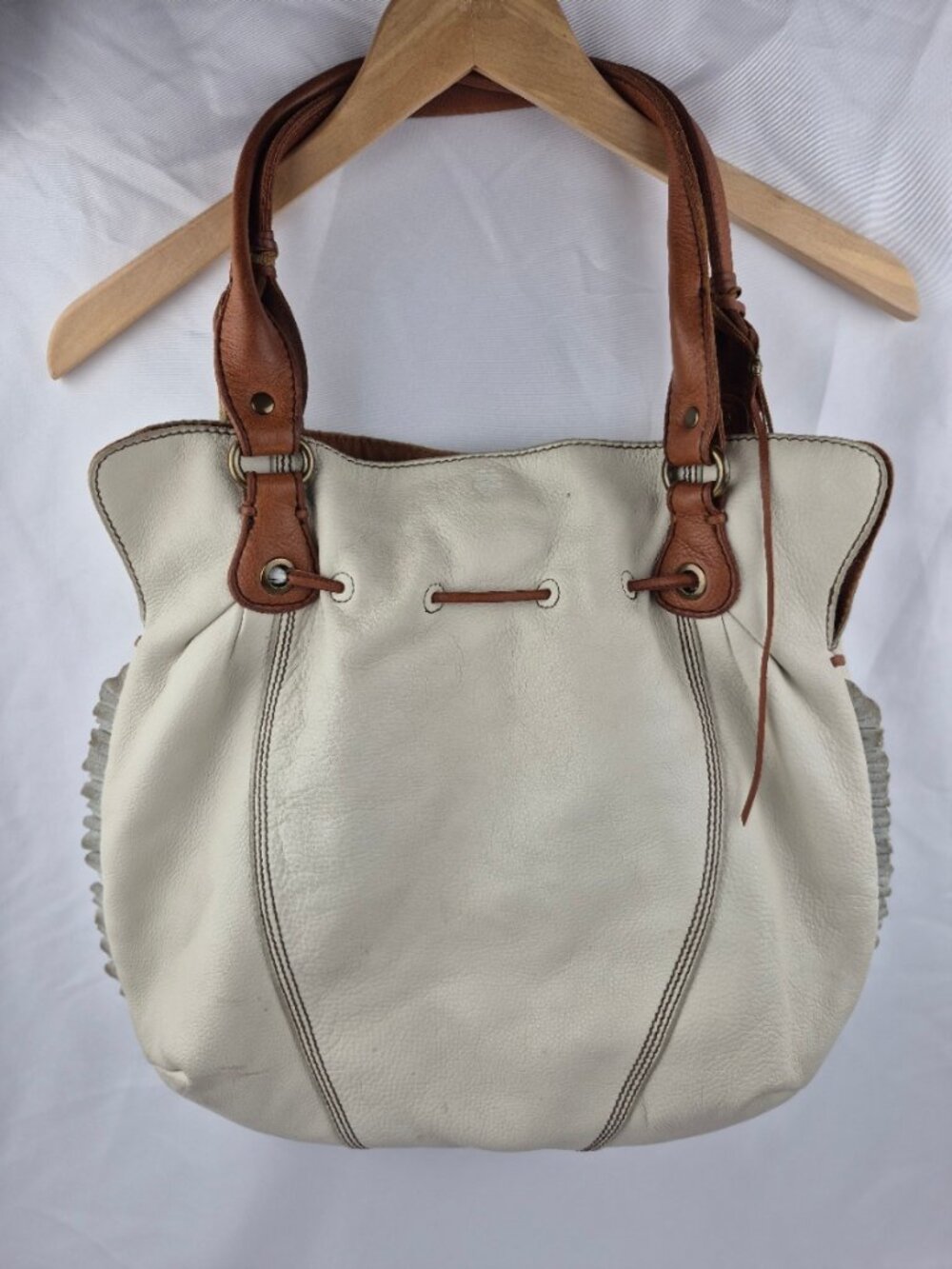 Lucky Brand Cream Pebble Leather Hobo Slouchy Y2K Fringe Tassel Whip Stitch Bag - Picture 2 of 16